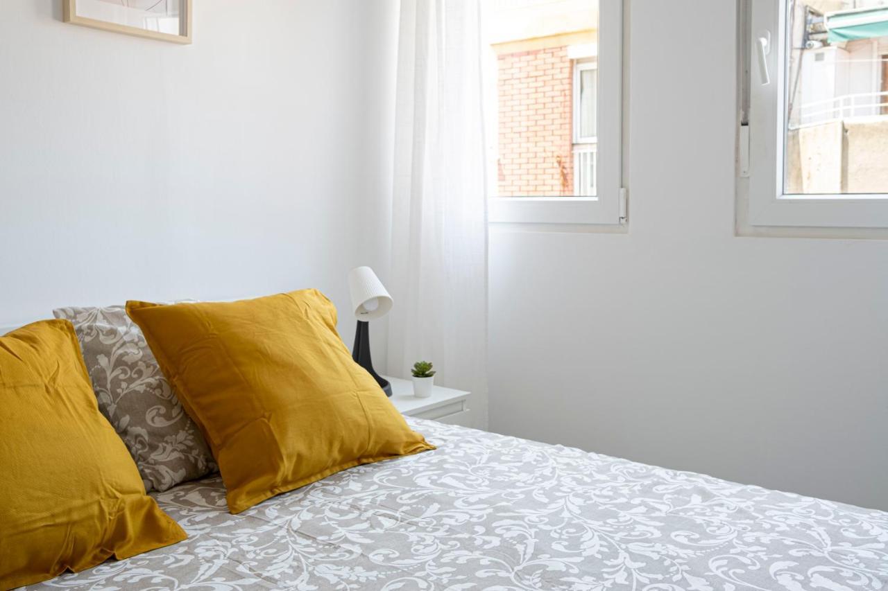 Apartment Beach Picasso Sant Adrià de Besòs Esterno foto