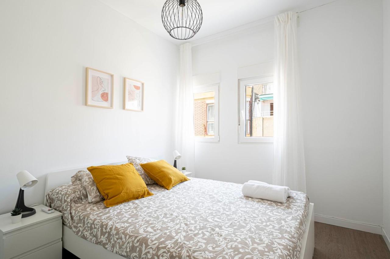 Apartment Beach Picasso Sant Adrià de Besòs Esterno foto
